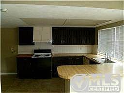 4th image of 4813 Branch Hollow Dr