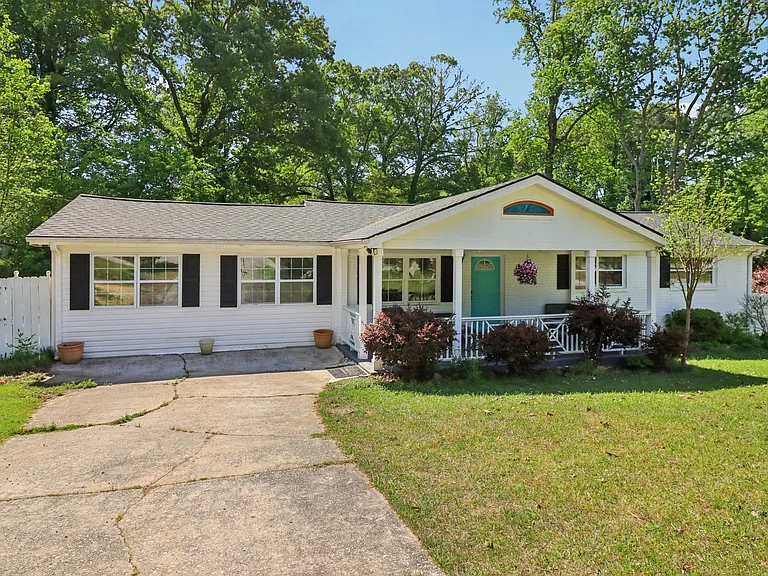2344 Chestnut Log Pl — Photo 34