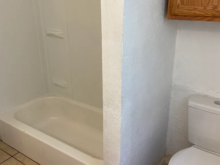 5232 Caroldean St — Photo 10