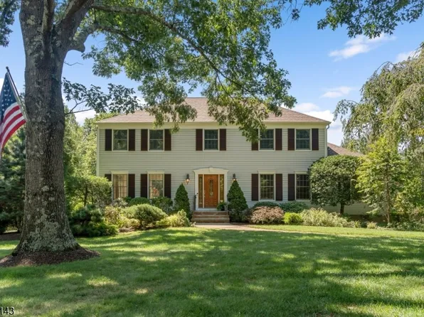 6 Heather Hill Way, Mendham Boro, NJ 07945