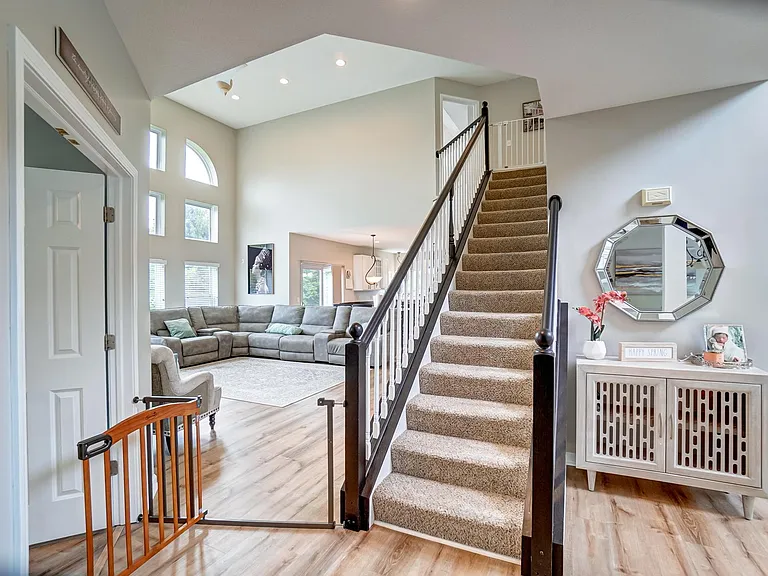 3234 Walkerview Dr — Photo 10
