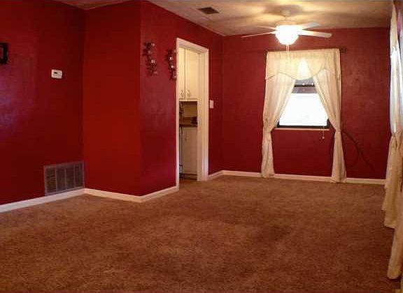 2nd image of 360 Lincoln Ave