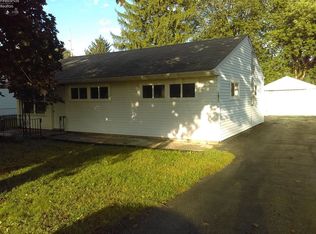 1933 Tiffin Rd, Fremont, OH 43420
