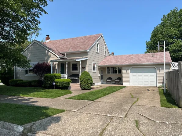 1360 W 35th St, Erie, PA 16508