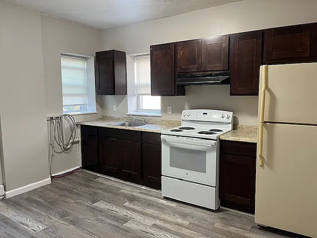 40 E Liberty St #1 — Photo 26
