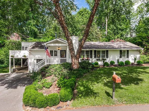 103 Greenbrier Dr, Knoxville, TN 37919