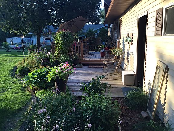 Composite Deck & Wood Pati0s