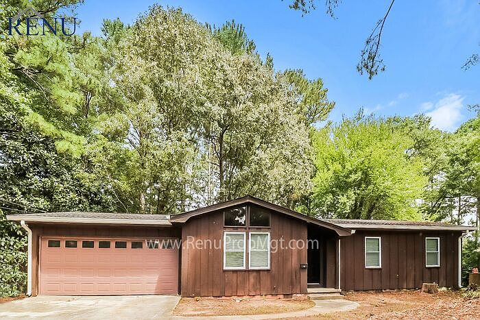 1st image of 1288 Country Lane Dr NE