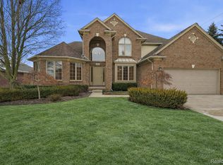 21797 Ambassador Dr, Macomb, MI 48044