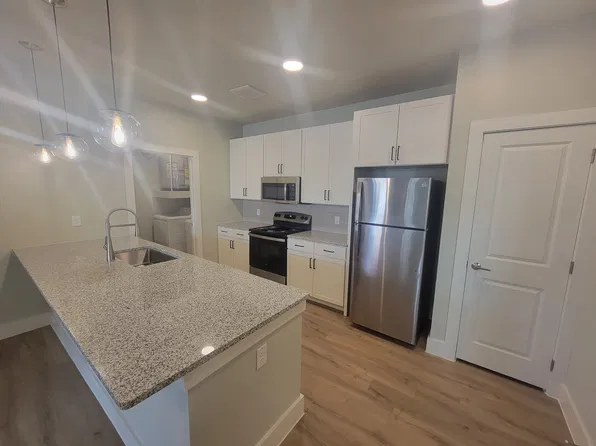 (undisclosed Address), San Marcos, TX 78666