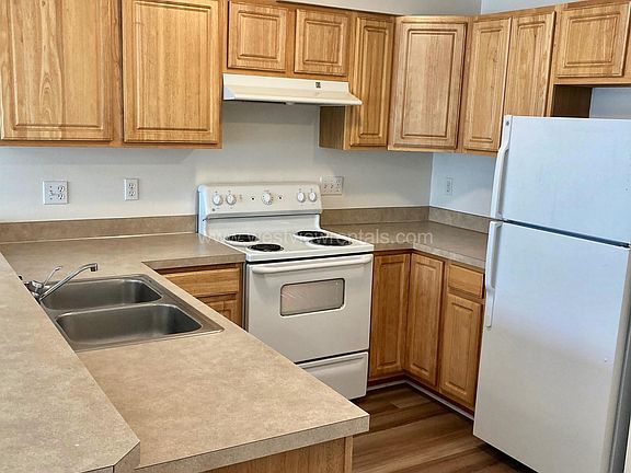 3rd image of 524 32nd St #10522585
