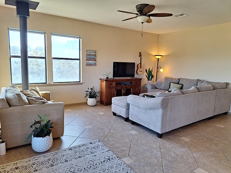 1690 Hickory Creek Rd — Photo 25