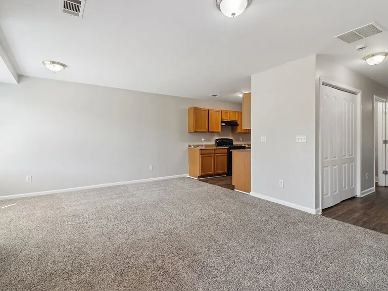 7712 Autry Cir #204 — Photo 9