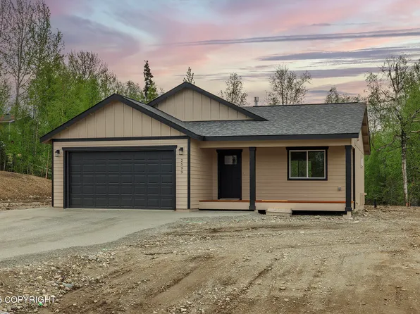 2599 N Cottage Hill Dr, Palmer, AK 99645