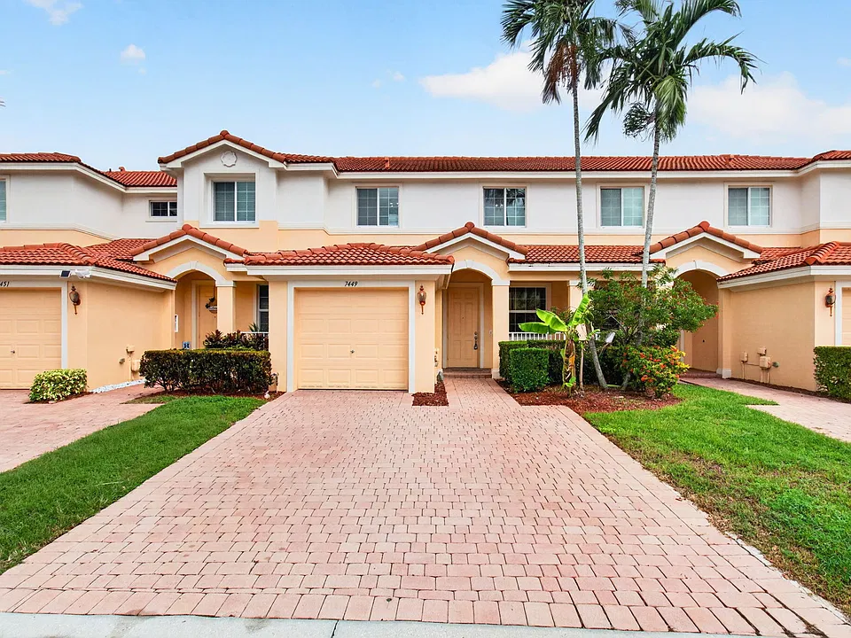 7449 Sarentino Ln