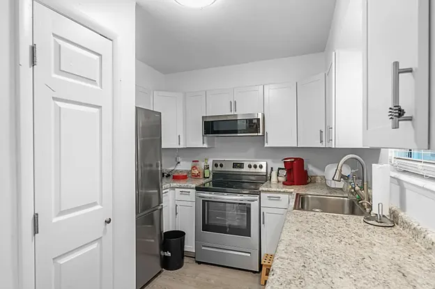 Tyndall Pointe — Photo 25