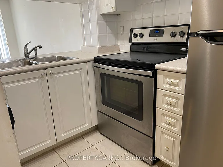 909 Bay St #1508 — Photo 9