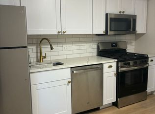 625 Broadmoor/Highland Park, Chesterfield, MO 63017
