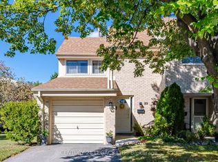4171 Glen Erin Dr #23, Mississauga, ON L5L 2G3