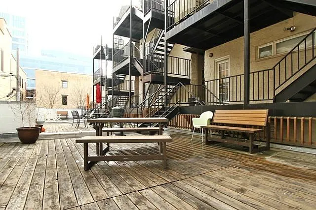 1048 W Fulton Market #3 — Photo 13