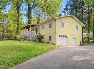 275 Crestview Hts, Franklin, NC 28734