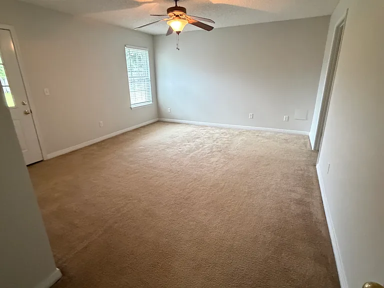 1608 Cedrus Ln — Photo 14