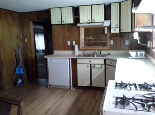 519 S James St, Goodland, IN