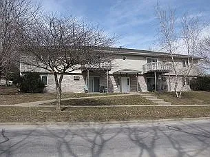 3430 E Court St — Photo 17