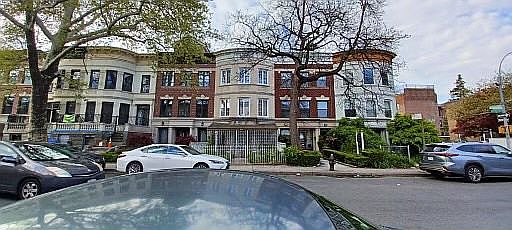 2nd image of 1293 Carroll St