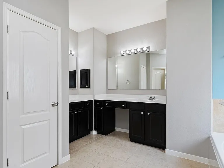 602 Blue Oasis Ct — Photo 36