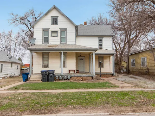 214 W 1st St, Newton, KS 67114