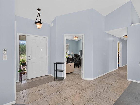 5th image of 39 CEDAR Circle