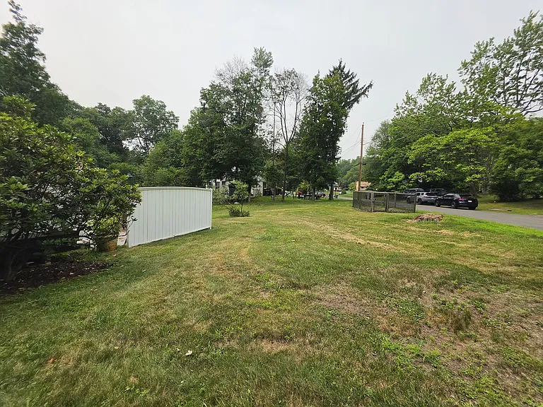 398 Convent Rd — Photo 39