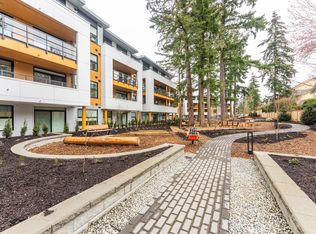 2620 152nd St #208, Surrey, BC V4P 1M8