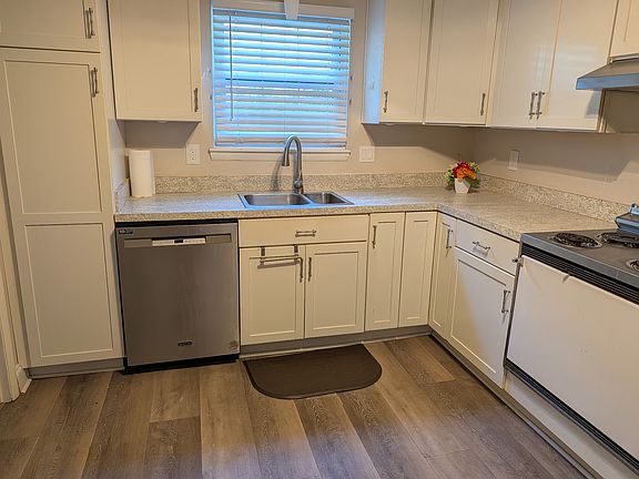 4th image of 5805 Nottoway Ct APT C