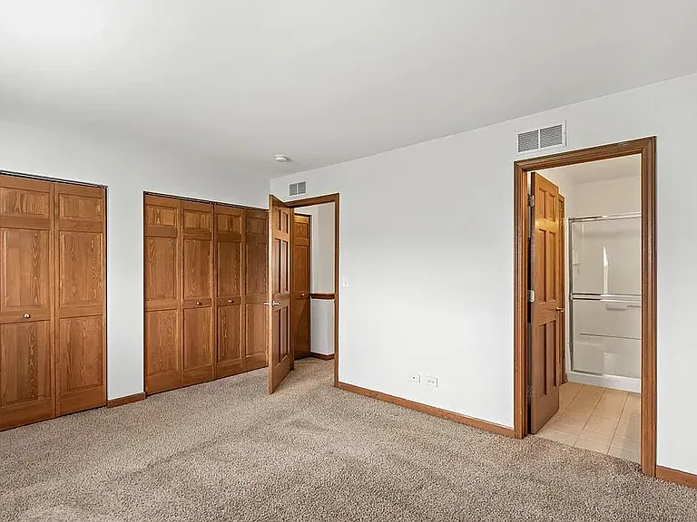 2260 Flagstone Ln — Photo 35