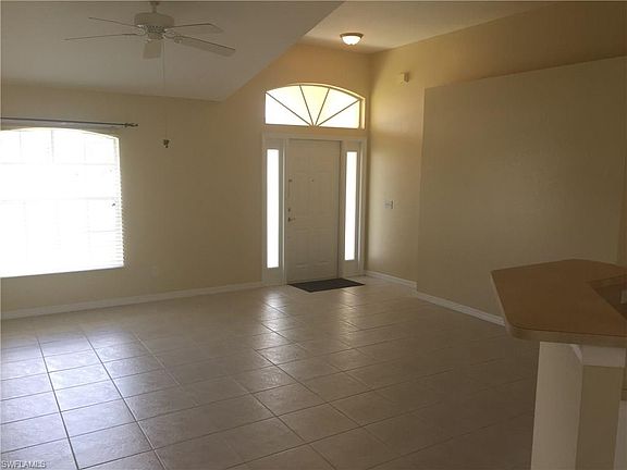 3rd image of 2422 NW 20th Ave