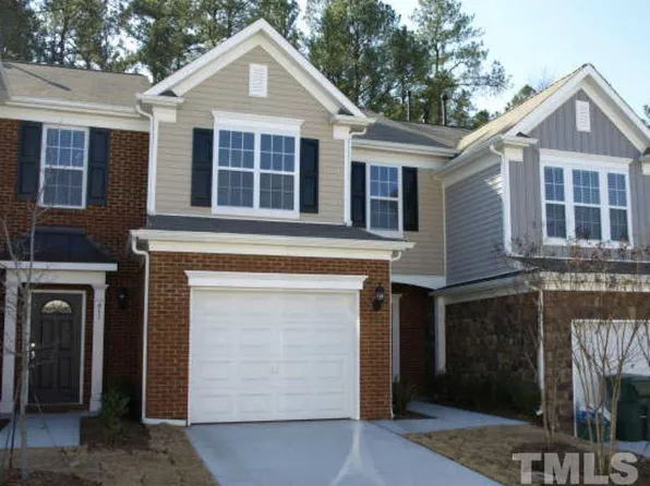 413 Perrault Dr, Morrisville, NC 27560