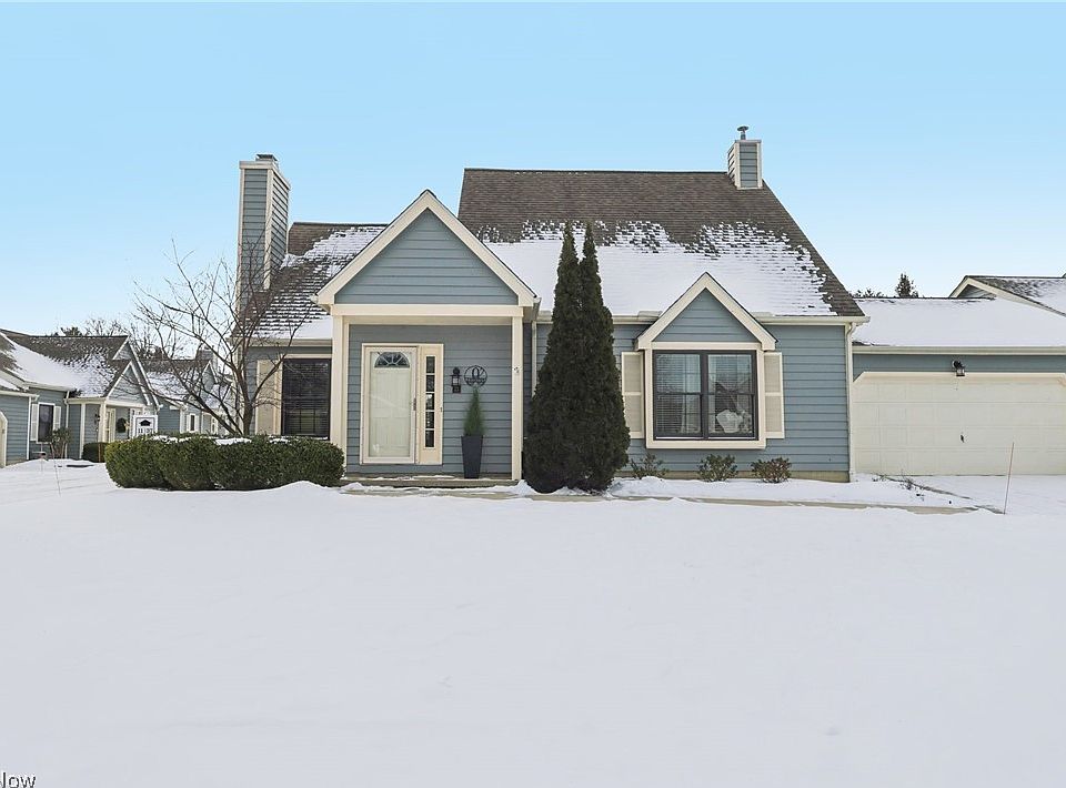 1st image of 25 Pond Dr #25