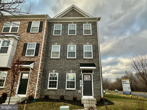 1801 Harvest Dr, Winchester, VA 22601