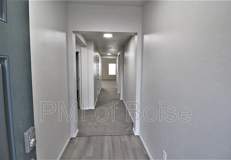 19571 Newhall Pl — Photo 2