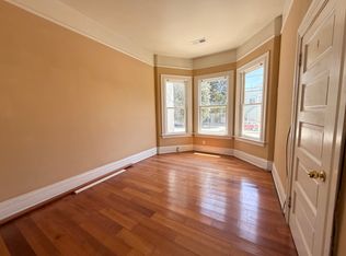 438 Naples St #A, San Francisco, CA 94112