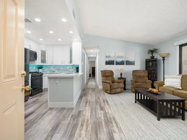 31200 Landau Blvd APT 1204, Cathedral City, CA 92234