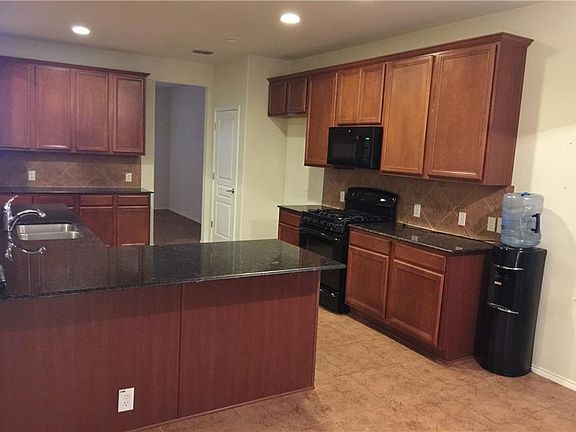 5th image of 1343 Ventura Dr