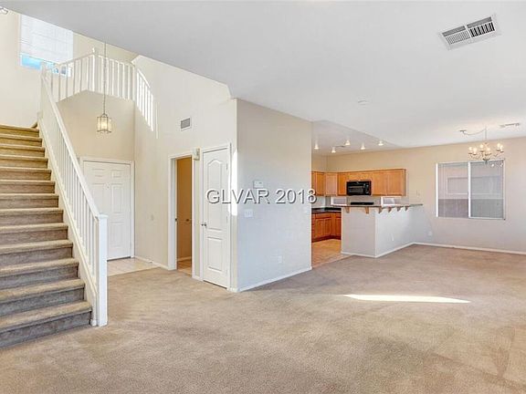 4th image of 10754 Avenzano St