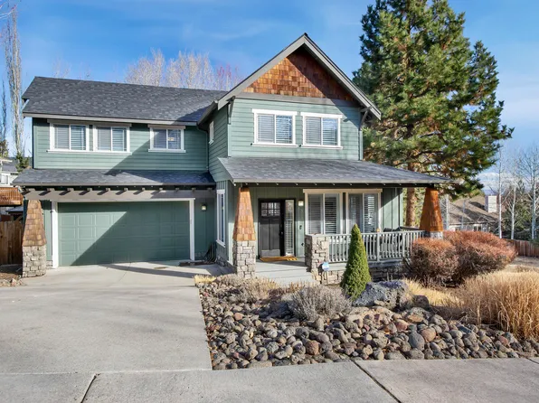 566 NW Greyhawk Ave, Bend, OR 97703