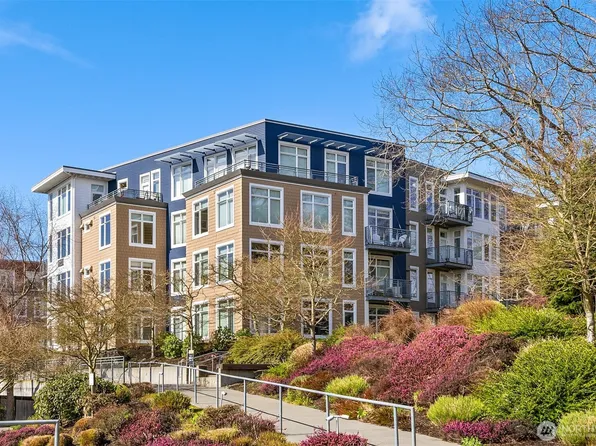190 Harbor Square Loop NE #C330, Bainbridge Island, WA 98110