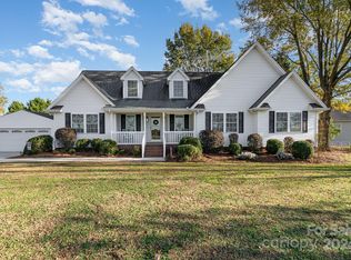5245 Roberta Rd, Concord, NC 28027