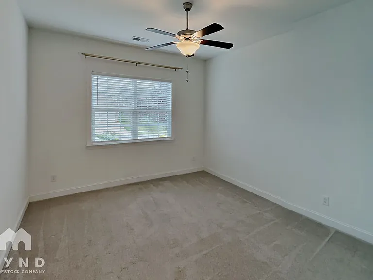 4547 Stellata Loop — Photo 9