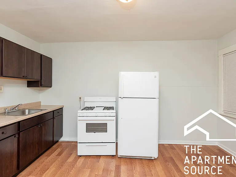 2026 N Kedvale Ave #G — Photo 4